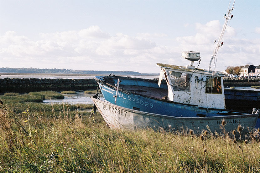 F1000034